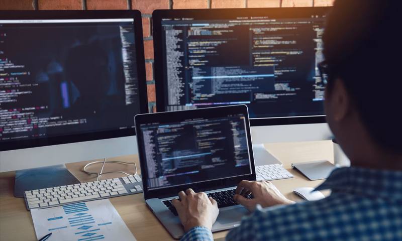 数据科学选型：R与Python如何赋能昌图县网站建设？